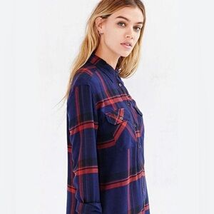 BDG ‘Waterfall’ Plaid Button-Down Shirt by Urban Outfitters I Women’s Size Small